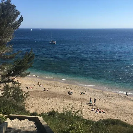 **** Beau T2 De 40 M2, Jardin De 70m2, Au Calme, A 50 Metres De La Apartment
