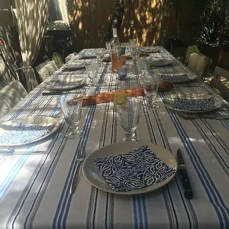 **** Beau T2 De 40 M2, Jardin De 70m2, Au Calme, A 50 Metres De La Le Pradet