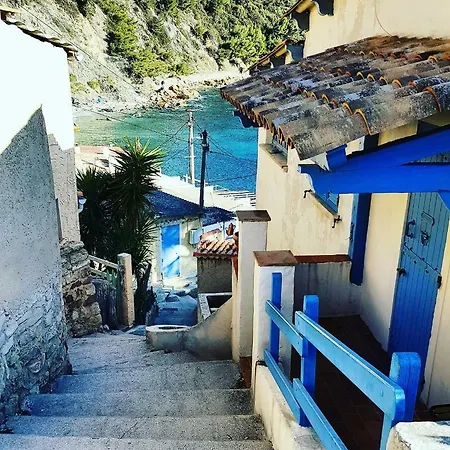 **** Beau T2 De 40 M2, Jardin De 70m2, Au Calme, A 50 Metres De La Le Pradet